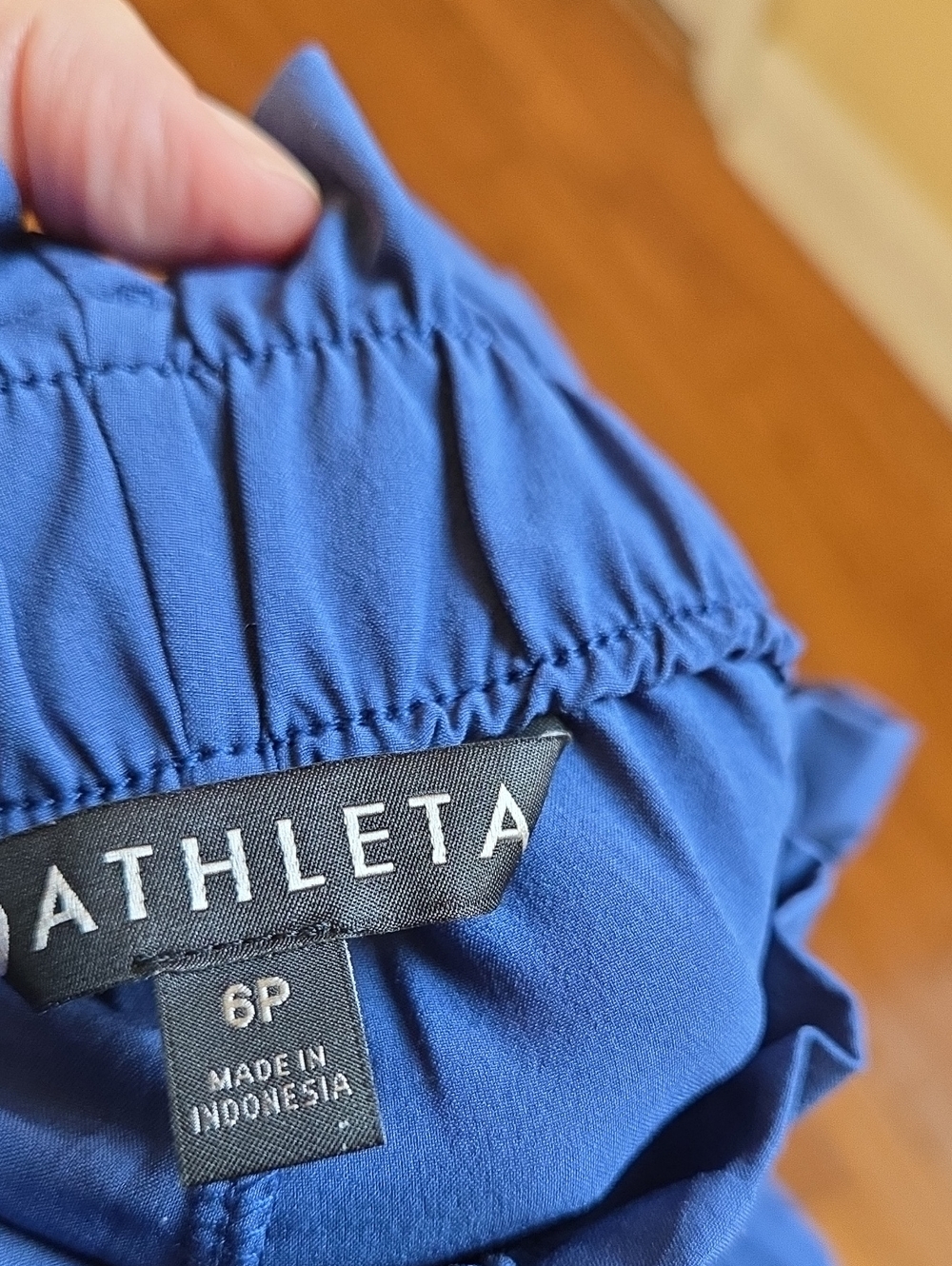 Athleta Skyline Paperbag Waist Pant size 6P in blue - Picture 4 of 4